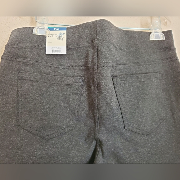 Stretchable Skinny Jeggings size 0x (14w) - Picture 4 of 11